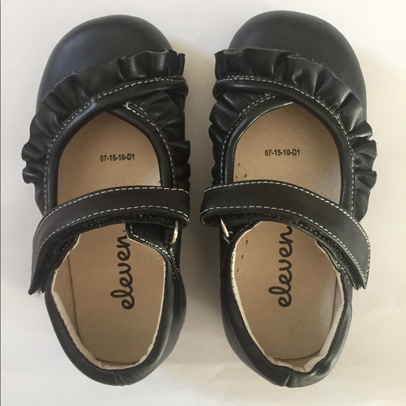 Eleven brand EUC MaryJane style ruffled shoes US 9 - Picture 1 of 6